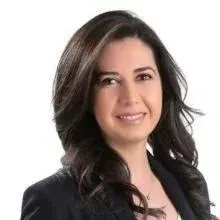 Uzm. Dr. Özlem Keskiner — Çocuk ve Ergen Psikiyatrisi, Eskişehir. Portre fotoğrafı.