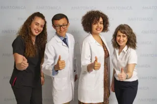 Op. Dr. Dastan Temirbekov profilinde yer alan galeri fotoğrafı.