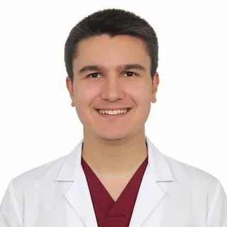 Dt. Murat Buğrahan Yaşar — Diş Hekimi, Ankara. Portre fotoğrafı.
