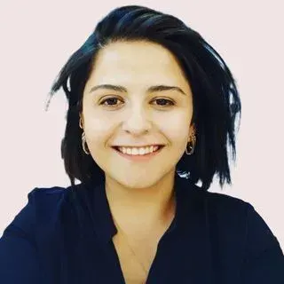 Psk. | Bilim Uzmanı Gözde Ayhan — Psikoloji, Malatya. Portre fotoğrafı.