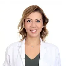 Uzm. Dr. Tuba Çelebi Kayhan — Dermatoloji, Denizli. Portre fotoğrafı.