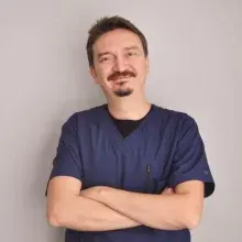 Dr. Dt. Onur Sorkun — Bakırköy, İstanbul. Portre fotoğrafı.