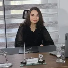 Psk. Merve Aktoprakoğlu — Psikoloji, Konya. Portre fotoğrafı.