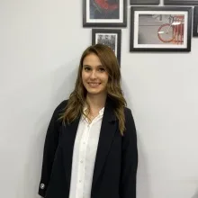 Psk. Buse Nil Coşkun — Psikoloji, İstanbul. Portre fotoğrafı.