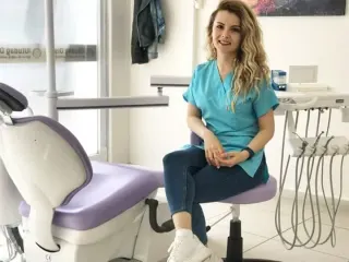Dt. Rana Kalaycı profilinde yer alan galeri fotoğrafı.