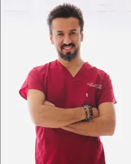 Op. Dr. Vasfi Çelik profilinde yer alan galeri fotoğrafı.