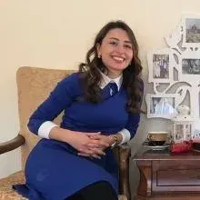 Dt. Adile Avcı Ayrancıoğlu — Diş Hekimi, Gaziantep. Portre fotoğrafı.