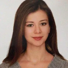 Fzt. Duygu Taşeli — Fizyoterapi Ve Rehabilitasyon. Portre fotoğrafı.