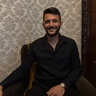 Kl. Psk. Alperen Ay — Psikoloji, Bursa. Portre fotoğrafı.