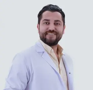 Op. Dr. Cem Özlük profilinde yer alan galeri fotoğrafı.