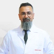 Uzm. Dr. Hakan Bozkurt — Nöroloji, Şehitkamil, Gaziantep. Portre fotoğrafı.