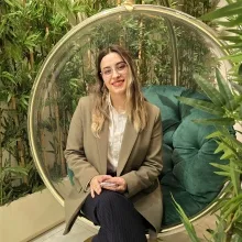 Dyt. Buse Aydemir Yuca — Diyetisyen, İstanbul. Portre fotoğrafı.