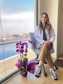 Dyt. Simay Yağcı Önen profilinde yer alan galeri fotoğrafı.