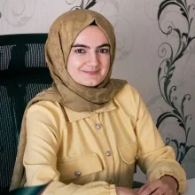 Dyt. Zeynep Kökten — Diyetisyen, Balıkesir. Portre fotoğrafı.