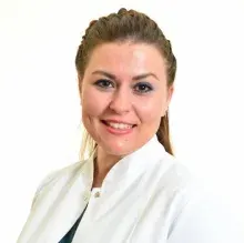 Op. Dr. Ezcan Yalçıner — Kadın Hastalıkları Ve Doğum, Çanakkale. Portre fotoğrafı.