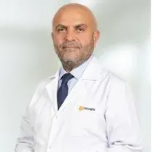 Op. Dr. Ali Ahmetoğlu — Göz Hastalıkları. Portre fotoğrafı.
