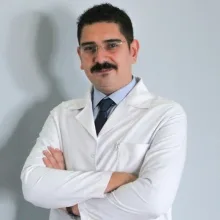 Uzm. Fzt. M. Ergun Kayıran — Fizyoterapi Ve Rehabilitasyon, Gaziantep. Portre fotoğrafı.