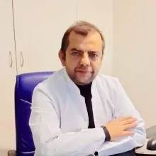 Op. Dr. Erdem Gelegen — Göz Hastalıkları, Beyoğlu, İstanbul. Portre fotoğrafı.