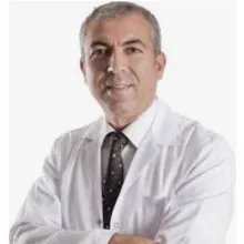 Prof. Dr. Sefa Gültürk — İstanbul. Portre fotoğrafı.