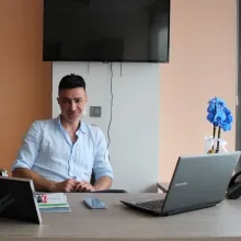 Op. Dr. Özgür Sevim — Çankaya, Ankara. Portre fotoğrafı.