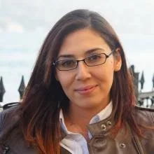 Uzm. Psk. Gonca Küçüktetik — Psikoloji, İstanbul. Portre fotoğrafı.