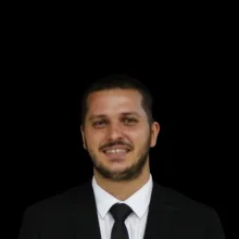Psk. E. Batuhan Can — Psikoloji. Portre fotoğrafı.