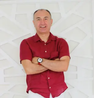 Op. Dr. Şevket Doğan profilinde yer alan galeri fotoğrafı.