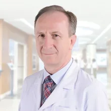 Uzm. Dr. Selçuk Dündar — Fiziksel Tıp Ve Rehabilitasyon, Canik, Samsun. Portre fotoğrafı.