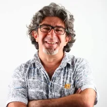 Dt. Orhan Sağlam — Diş Hekimi, Muğla. Portre fotoğrafı.