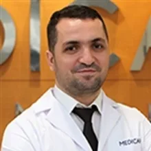 Op. Dr. Habip Binici — Kulak Burun Boğaz, Beylikdüzü, İstanbul. Portre fotoğrafı.