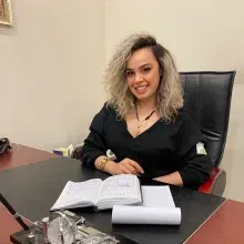 Psk. Gülben Yiğit. Portre fotoğrafı.