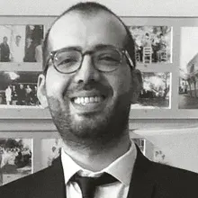 Uzm. Dr. Ardıl Bayram Şahin — Psikiyatri. Portre fotoğrafı.