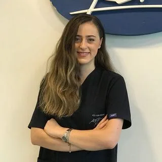 Fzt. Eda Bingül — Fizyoterapi Ve Rehabilitasyon, Kocaeli. Portre fotoğrafı.