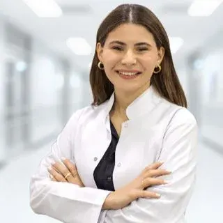 Dyt. Melissa Ay — Diyetisyen, Düzce. Portre fotoğrafı.