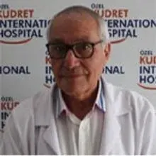 Prof. Dr. Ümit Akkoyunlu — Ortopedi Ve Travmatoloji, Çankaya, Ankara. Portre fotoğrafı.
