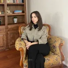 Kl. Psk. Melis Göksu — Psikoloji, İstanbul. Portre fotoğrafı.