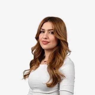 Dkt. Selin Aydan Erdoğan — Dil ve Konuşma Terapisi, Kayseri. Portre fotoğrafı.