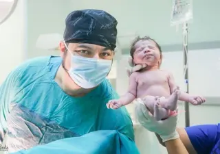Op. Dr. Hüseyin Pehlivan profilinde yer alan galeri fotoğrafı.