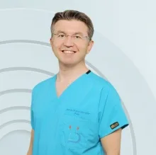 Prof. Dr. Ali Ersin Zümrütbaş — Üroloji, Denizli. Portre fotoğrafı.