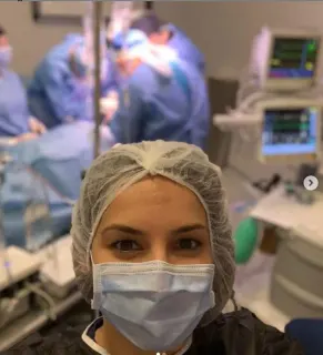 Dr. Dt. Tuğba Bekci profilinde yer alan galeri fotoğrafı.