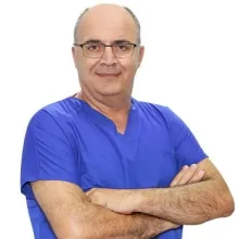 Op. Dr. Savaş Şahinli — Üroloji, Denizli. Portre fotoğrafı.