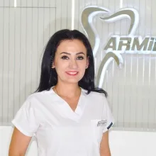 Dt. Pınar Kaçar Nazioğlu — Diş Hekimi, Zonguldak. Portre fotoğrafı.