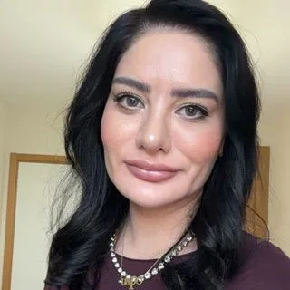 Kl. Psk. Burcu Yalçın — İstanbul. Portre fotoğrafı.