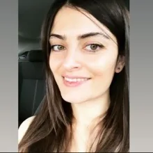 Uzm. Dt. Tülay Özkan Ödemiş — Ortodonti. Portre fotoğrafı.
