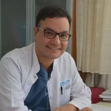 Op. Dr. Ali Murat Sonel — Plastik Rekonstrüktif Ve Estetik Cerrahi, Balıkesir. Portre fotoğrafı.