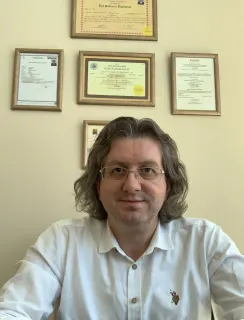 Uzm. Dr. Seyfi Memetali profilinde yer alan galeri fotoğrafı.