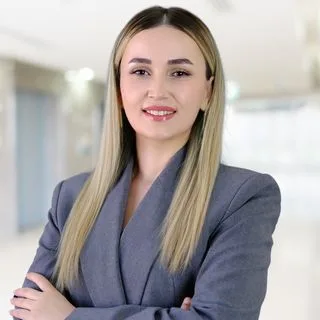 Kl. Psk. Arzu Ersoy — Psikoloji, Kayseri. Portre fotoğrafı.