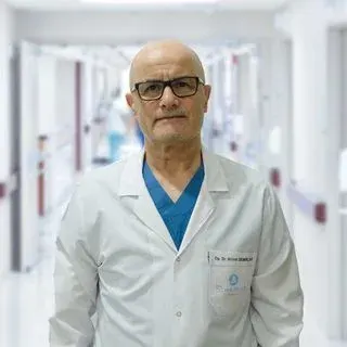 Uzm. Dr. Ahmet Demirçak — Genel Cerrahi, Osmangazi, Bursa. Portre fotoğrafı.