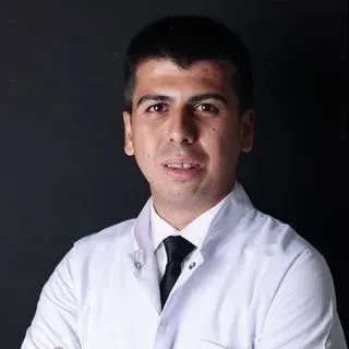 Dt. Alperen Dirican — Diş Hekimi, Samsun. Portre fotoğrafı.