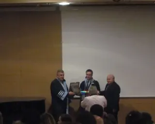 Prof. Dr. Murat Akın profilinde yer alan galeri fotoğrafı.